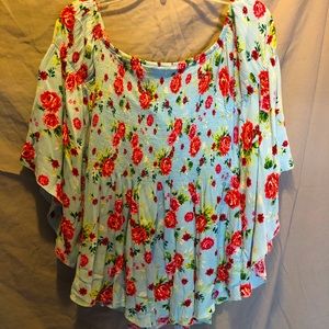 😍ABSOLUTELY BEAUTIFUL💙turquoise with floral design off shoulder blouse size XL